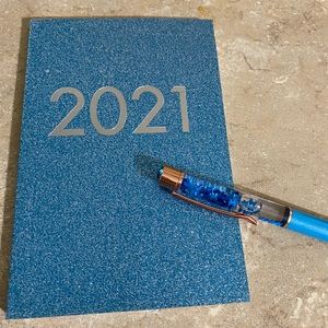 Beautiful Shimmer pen and 2021 planner